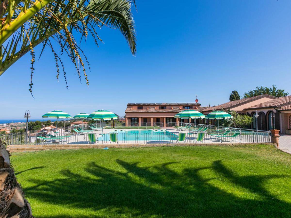 Holiday Home Il Corbezzolo-3 By Interhome Сан Винченцо Екстериор снимка